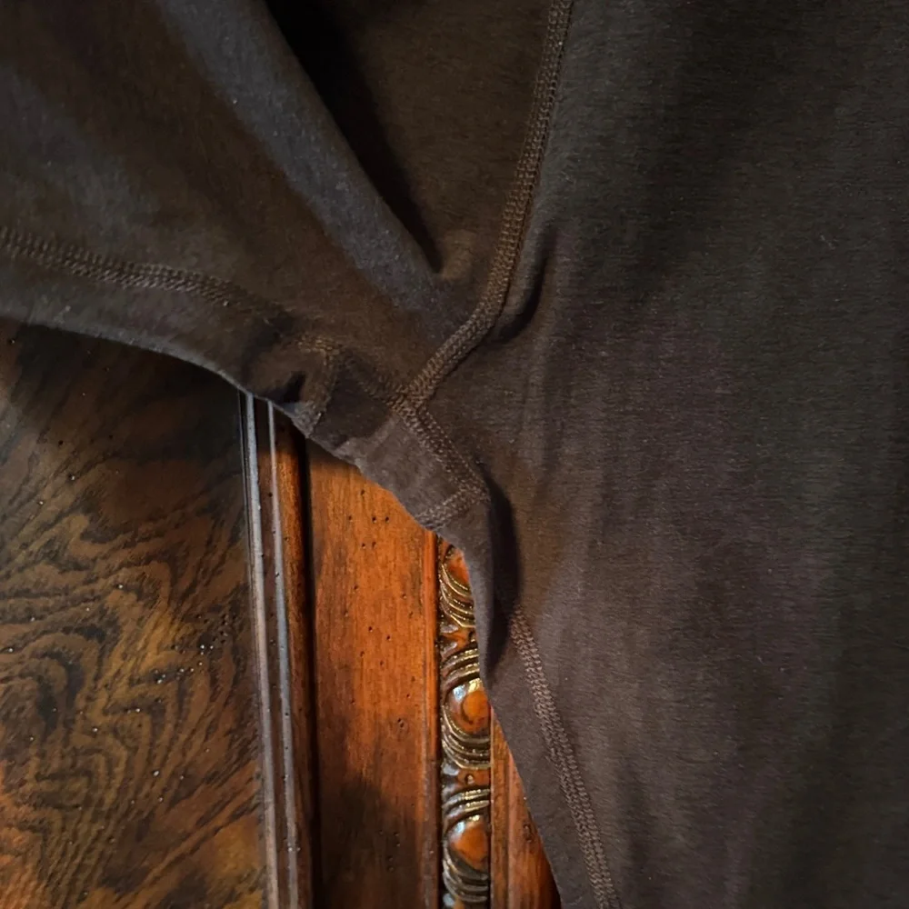 Beyond Yoga Black High-Waisted Cropped Leggings - Picture 5 of 5